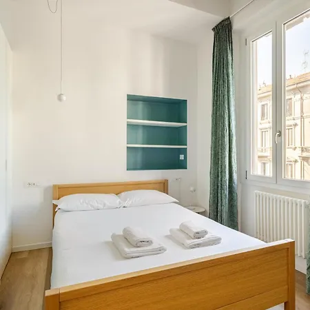 Apartment Design And Comfort In Isola In The Heart Of