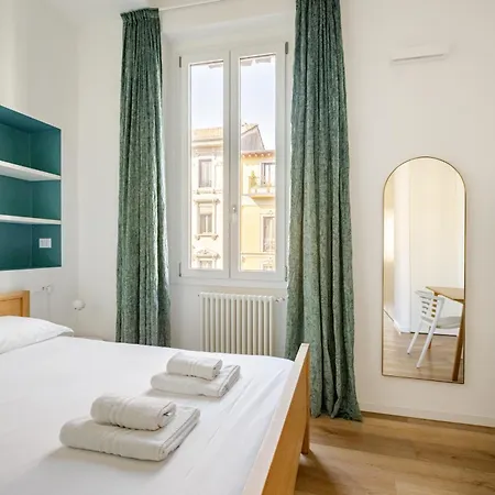 Design And Comfort In Isola In The Heart Of Milan